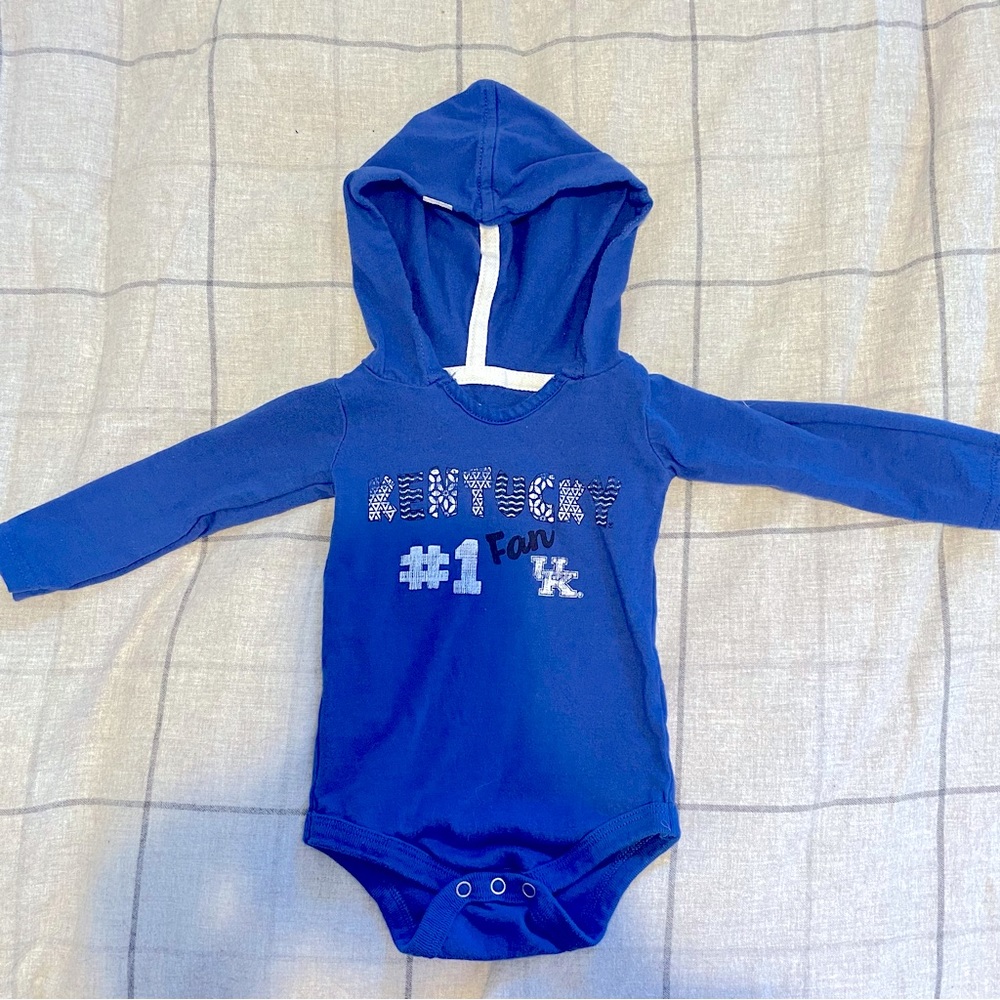 4/$10 | UK Infant Hooded Onesie